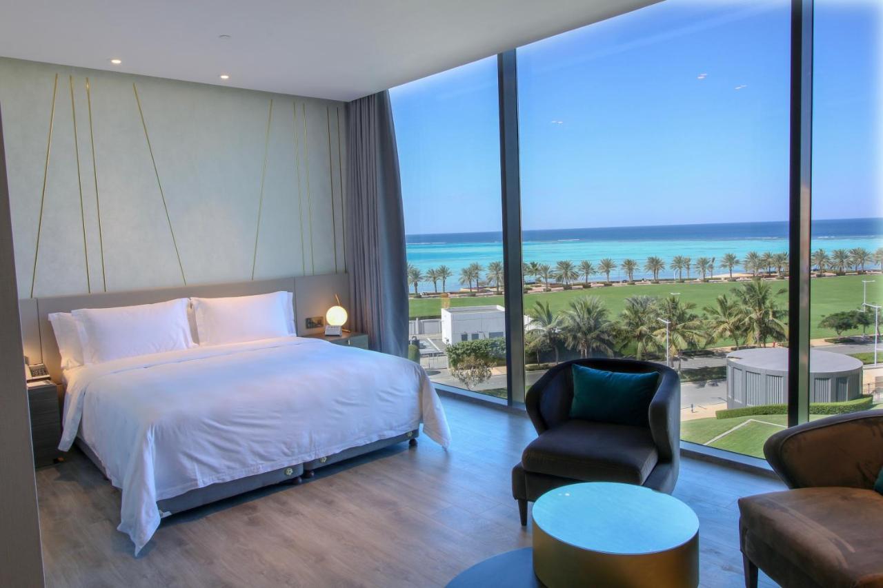 Views & Residences - Emaar King Abdullah Economic Hotel 3*